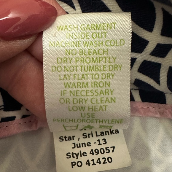 Lilly Pulitzer Luxury Capri Cropped Pants in Tickle the Ivories Print Sz 4 #254 - Picture 8 of 8